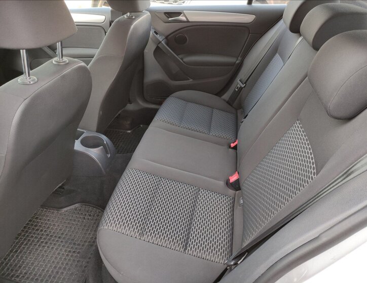 Volkswagen Golf Hatchback 1,2 l 63 kw