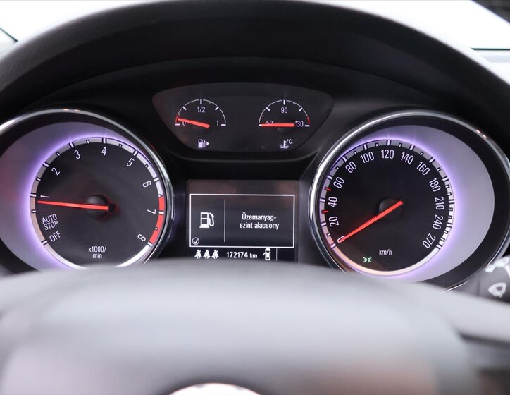 Opel Astra Kombi 999,0 77 kw