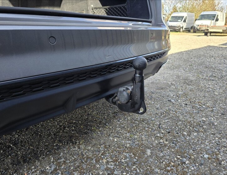 Audi A4 Kombi 2,0 l 140 kw