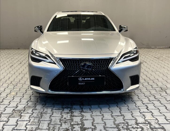 Lexus LS 500h 4