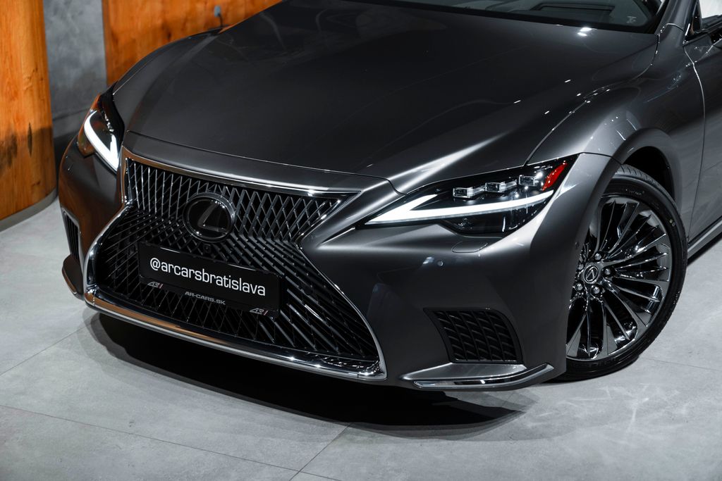 Lexus LS 500