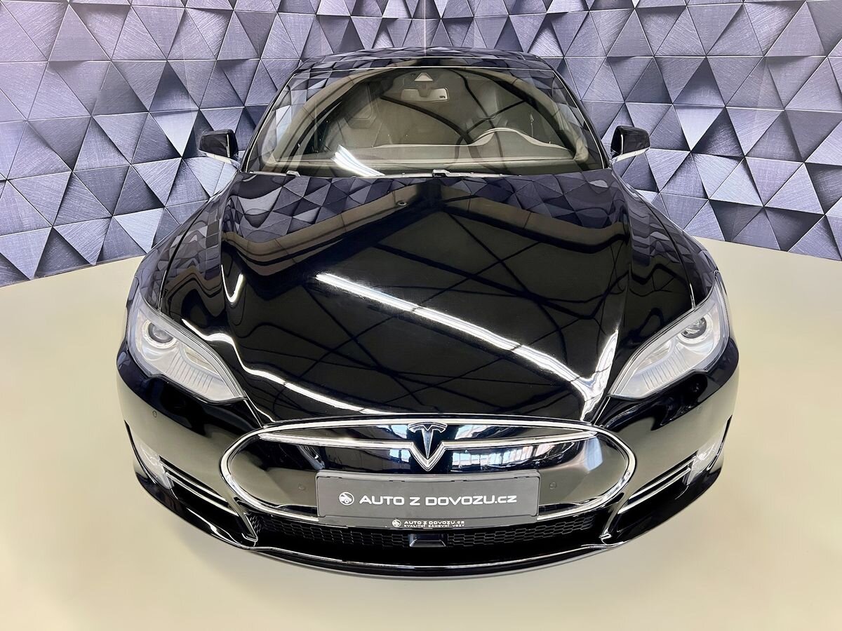 Tesla Model S Liftback 0,0 515 kw