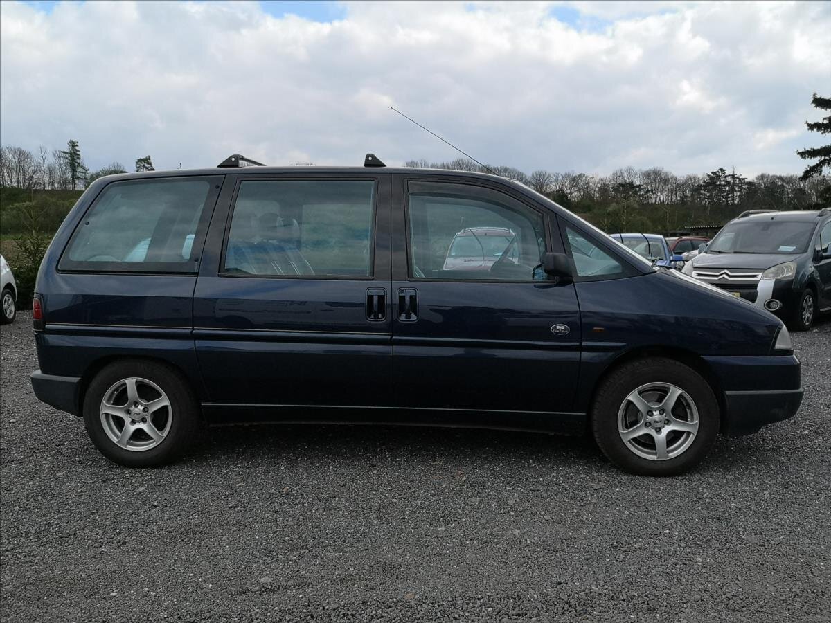 Peugeot 806 Kombi 2,1 l 80 kw