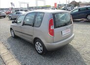 Škoda Roomster Kombi 1,2 l 51 kw