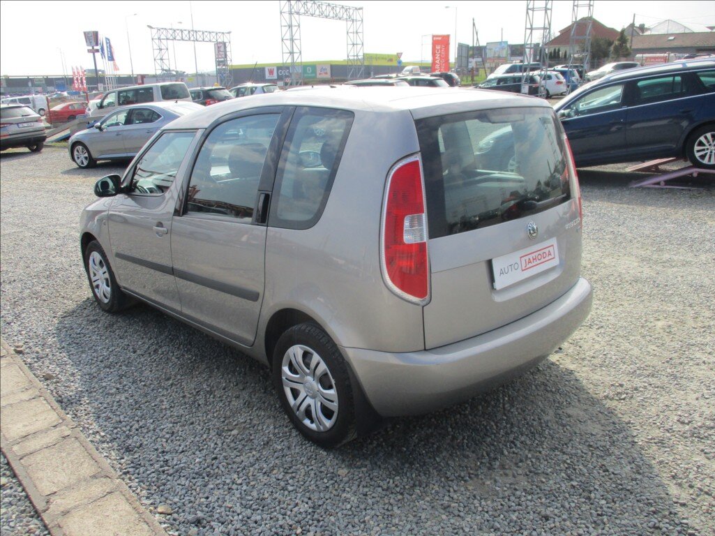 Škoda Roomster Kombi 1,2 l 51 kw