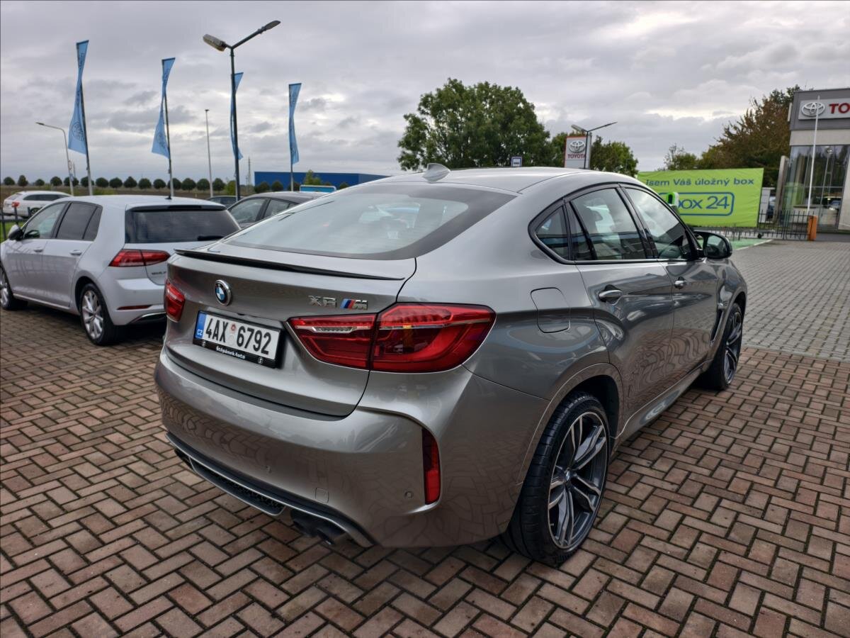 BMW X6 SUV 4,4 l 423 kw