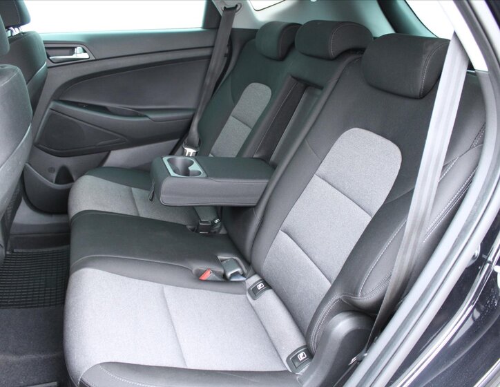 Hyundai Tucson SUV 1,6 l 85 kw