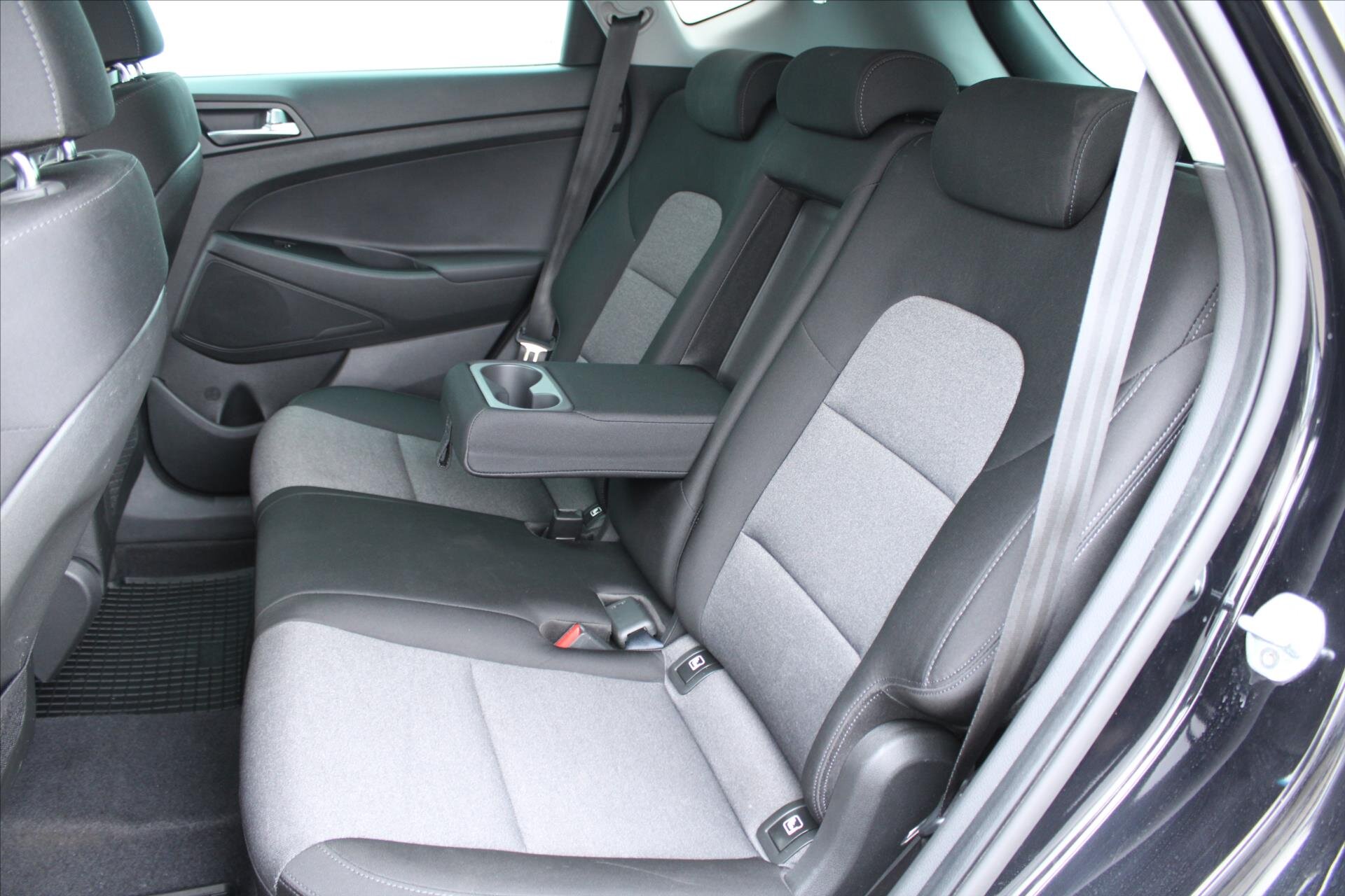 Hyundai Tucson SUV 1,6 l 85 kw