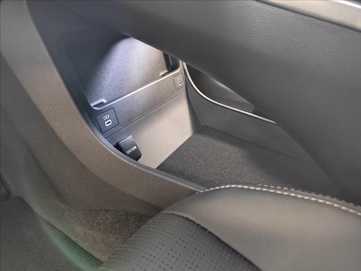 Subaru Solterra SUV / Terénní 0,0 160 kw