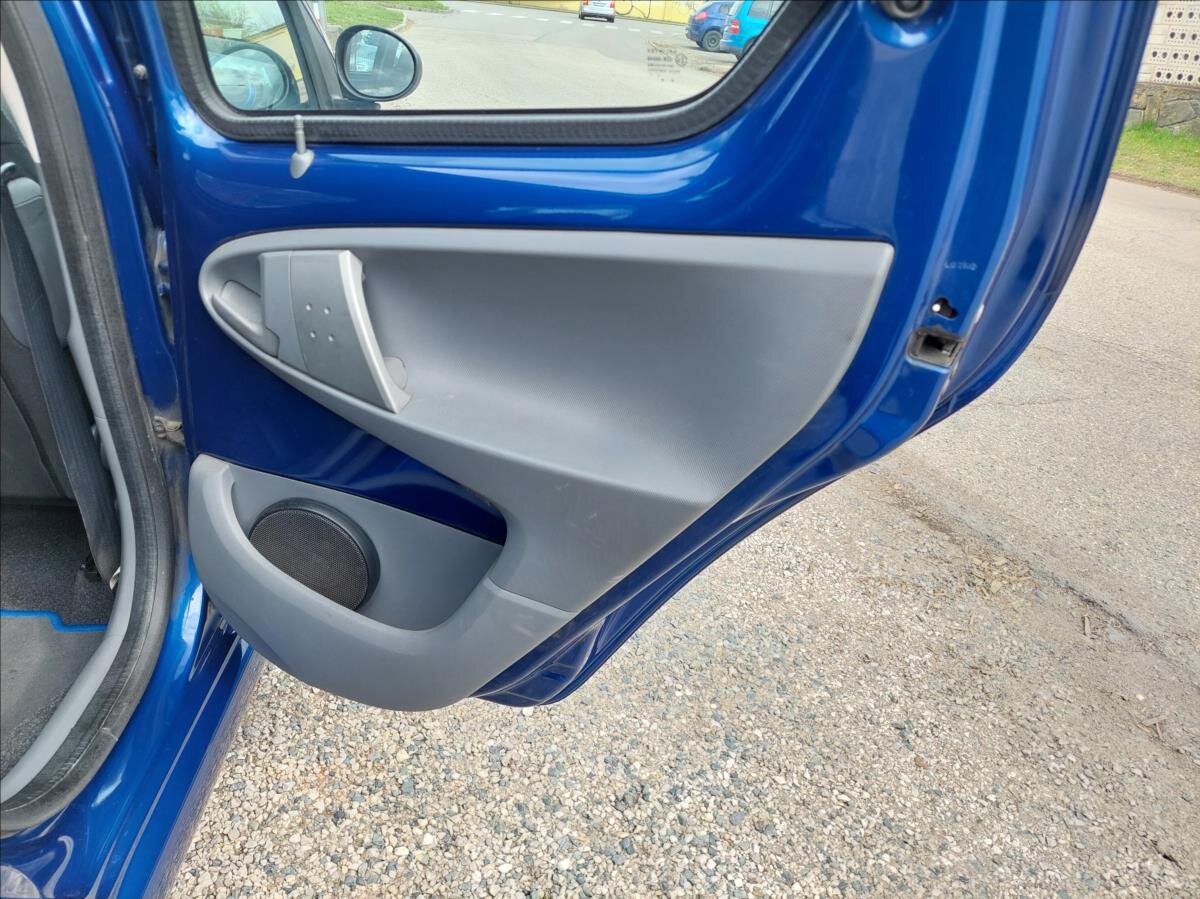 Toyota Aygo Hatchback 998,0 50 kw