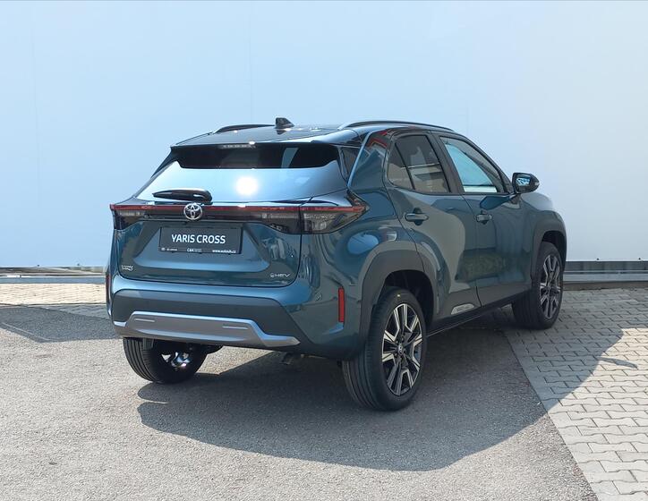 Toyota Yaris Cross 3