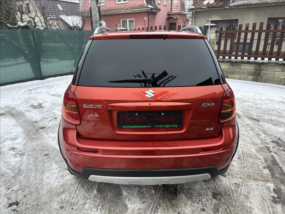 Suzuki SX4 Hatchback 1,6 l 88 kw