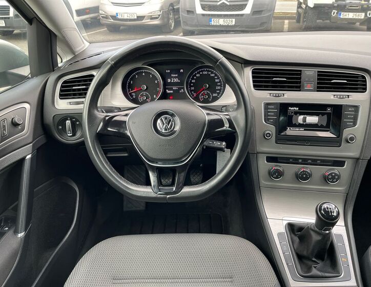 Volkswagen Golf 8
