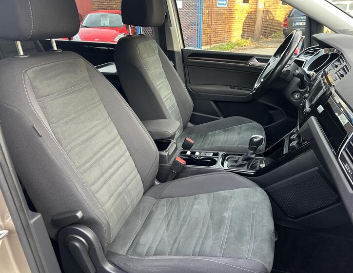 Volkswagen Touran 41