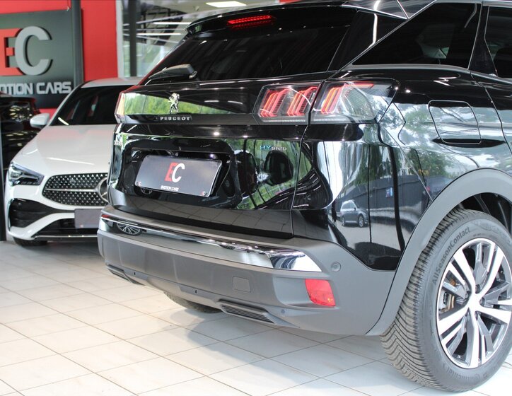 Peugeot 3008 8