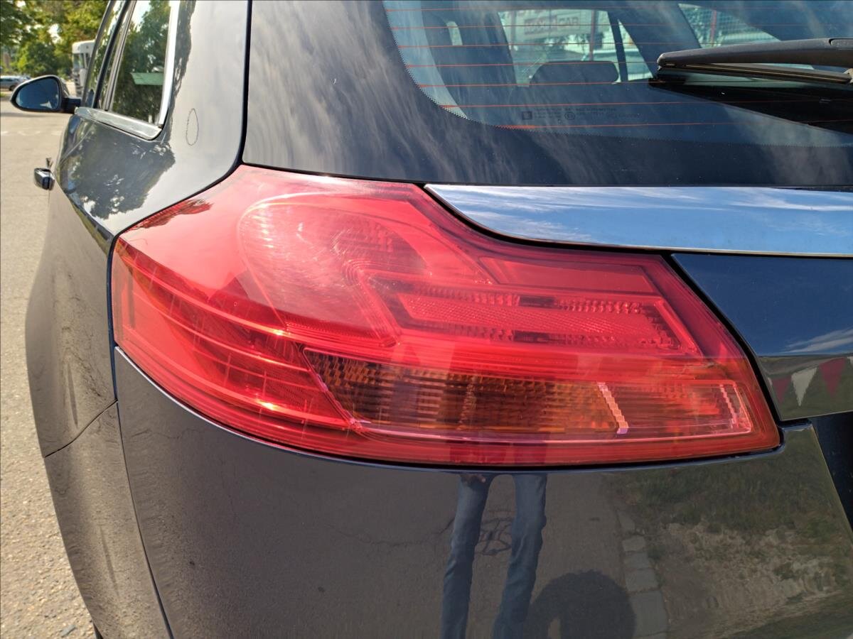 Opel Insignia Kombi 1,8 l 103 kw