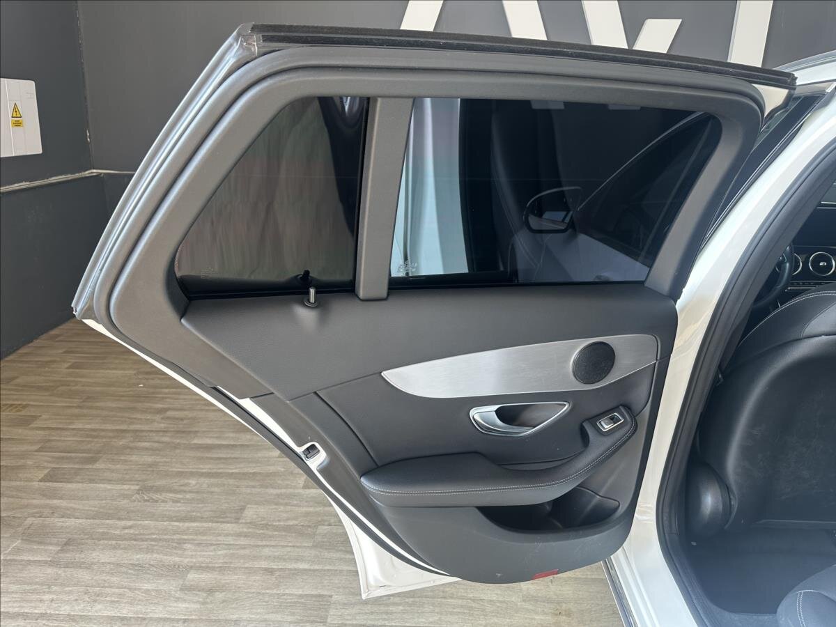 Mercedes-Benz Třídy C Kombi 2,1 l 125 kw