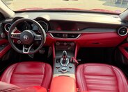 Alfa Romeo Stelvio SUV / Terénní 2,0 l 206 kw