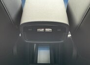Volvo EX30 SUV / Terénní 69,0 200 kw