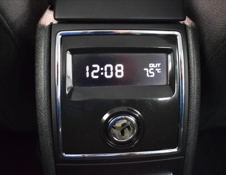 Škoda Superb Kombi 1,8 l 118 kw