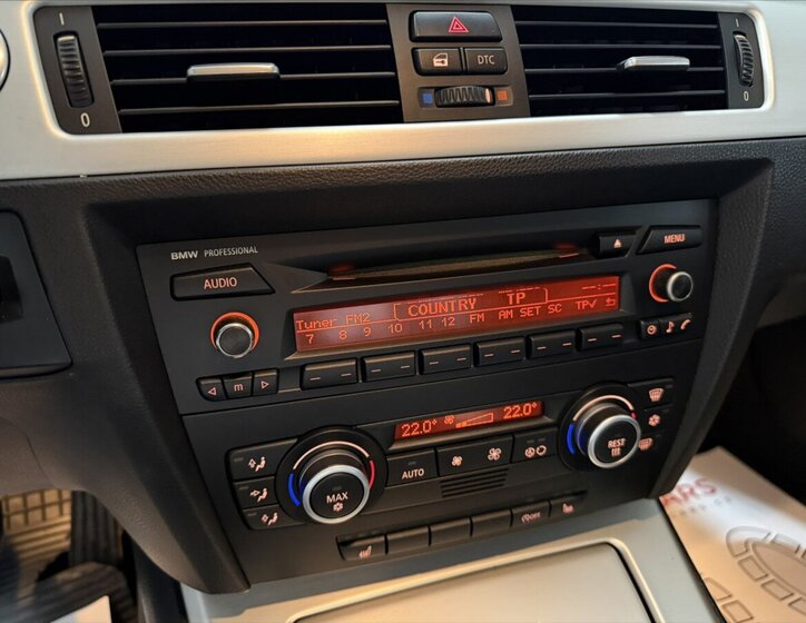 BMW Řada 3 Sedan / Limuzína 2,0 l 105 kw