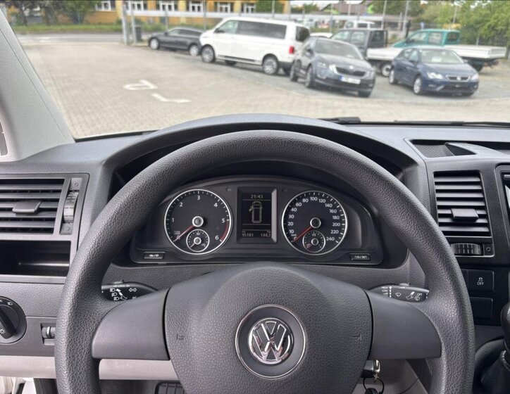 Volkswagen Transporter Skříň 2,0 l 84 kw