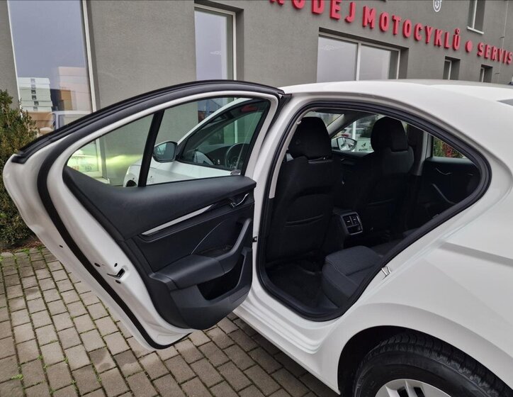 Škoda Octavia Sedan / Limuzína 2,0 l 85 kw