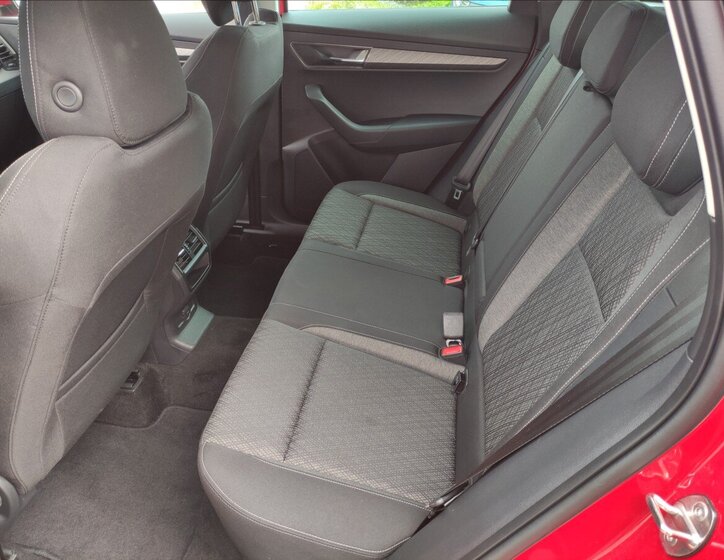 Škoda Karoq SUV / Terénní 2,0 l 85 kw