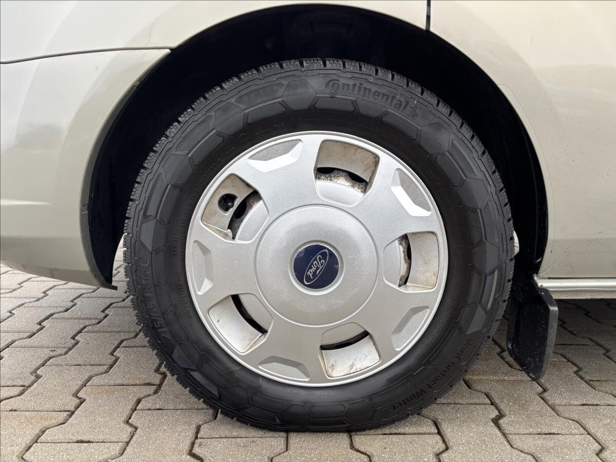 Ford Tourneo Custom Kombi 2,2 l 92 kw