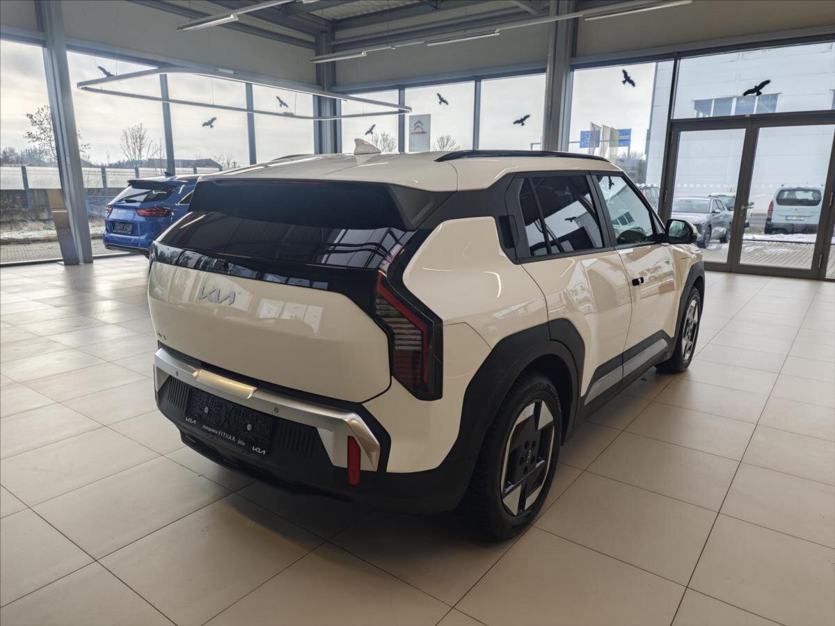 KIA EV3 SUV 150,0 150 kw