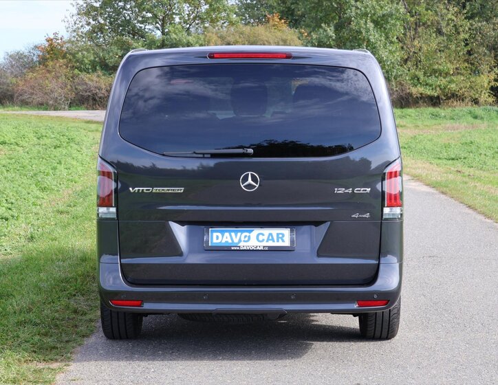 Mercedes-Benz Vito Kombi 2,0 l 174 kw