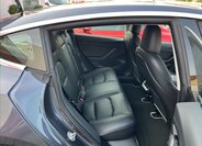 Tesla Model 3 Ostatní 0,0 239 kw