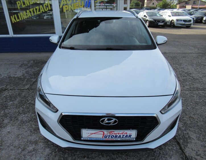 Hyundai i30 Kombi 1,4 l 73 kw