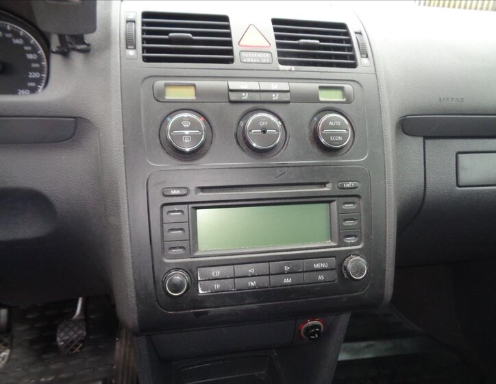 Volkswagen Touran 13