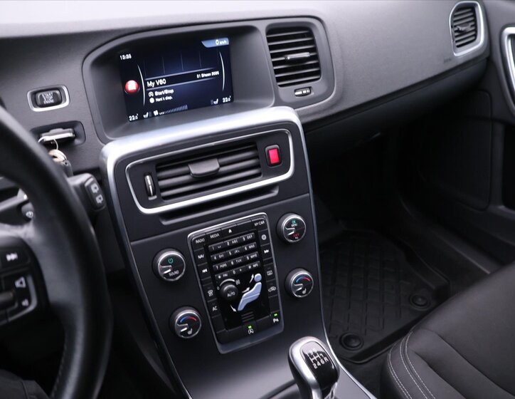Volvo V60 Kombi 2,0 l 110 kw