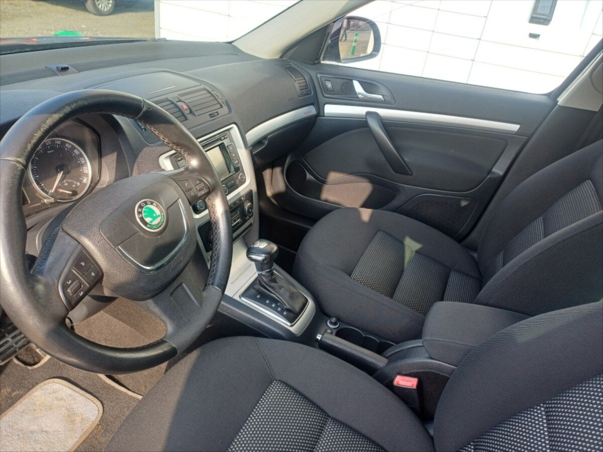 Škoda Octavia Kombi 2,0 l 103 kw