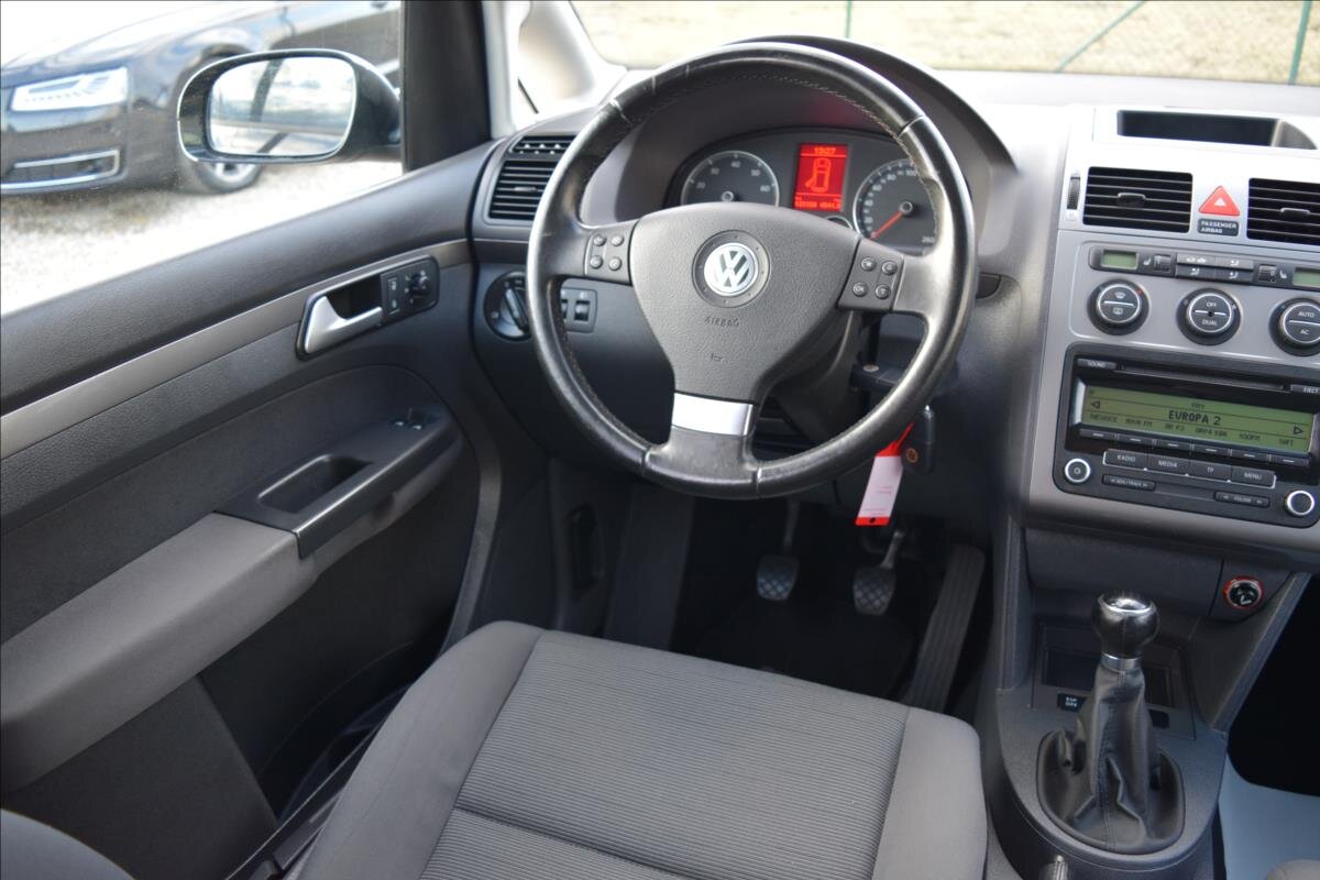 Volkswagen Touran MPV 1,4 l 103 kw