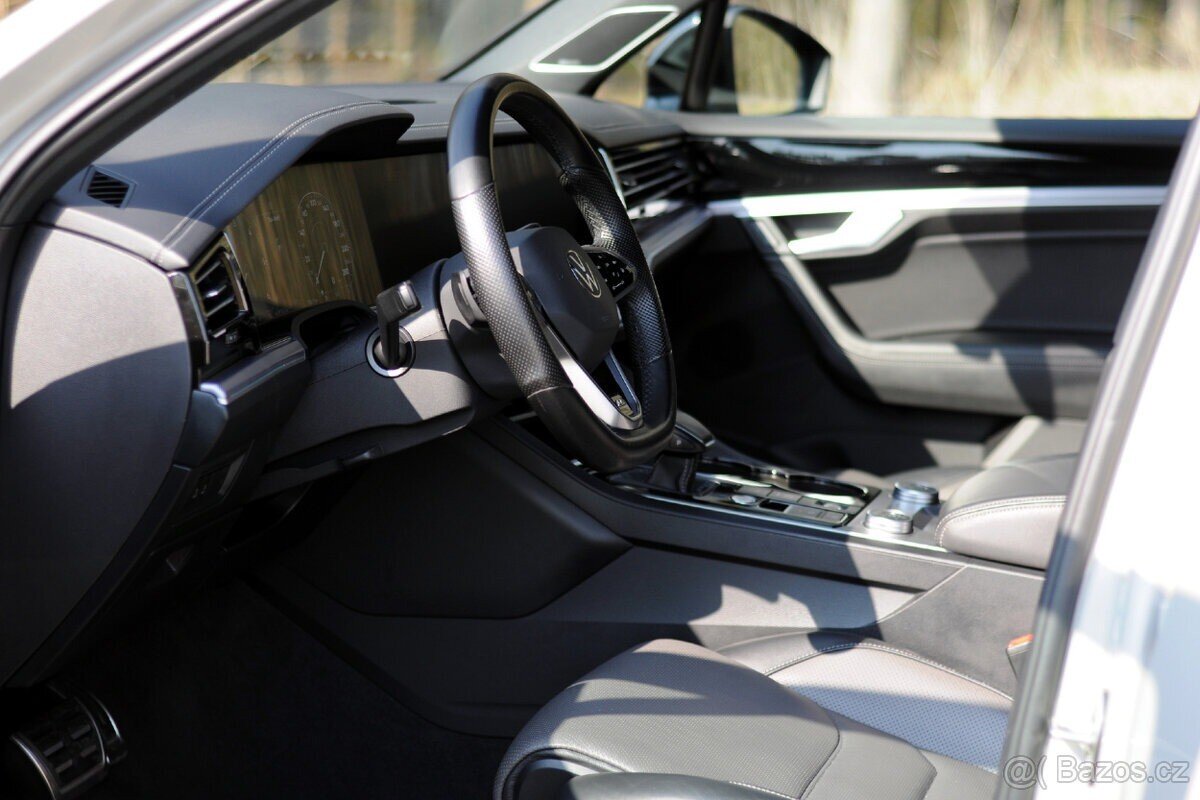 Volkswagen Touareg SUV / Terénní 0,0 252 kw