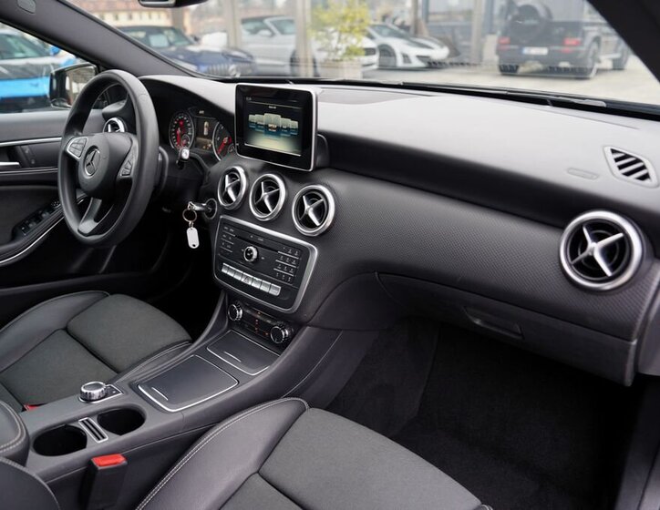 Mercedes-Benz Třídy A 25