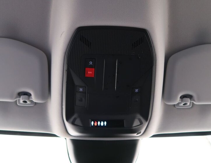 Peugeot 408 Liftback 1,2 l 96 kw