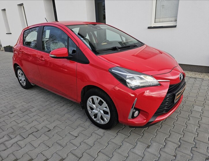 Toyota Yaris 4