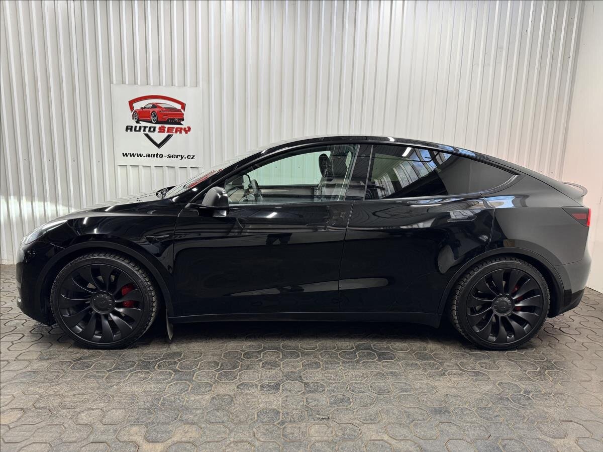Tesla Model Y SUV 0,0 393 kw