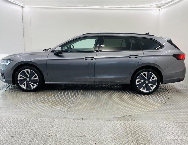 Škoda Superb Kombi 2,0 l 142 kw