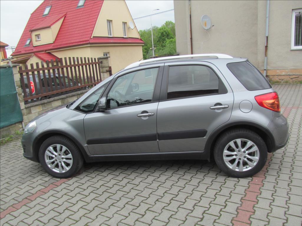 Suzuki SX4