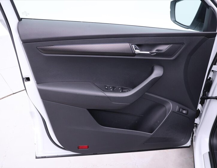 Škoda Karoq SUV / Terénní 2,0 l 110 kw