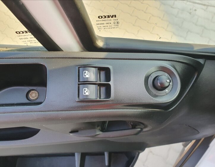 Iveco Daily Sklápěč 2,3 l 100 kw