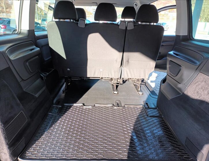 Mercedes-Benz Vito VAN-Minibus 1,8 l 100 kw