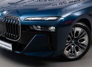 BMW i7 7