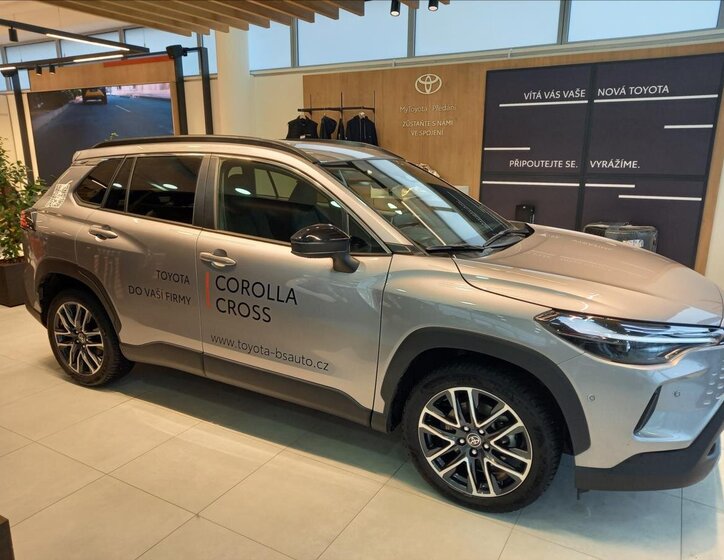 Toyota Corolla Cross SUV 2,0 l 131 kw