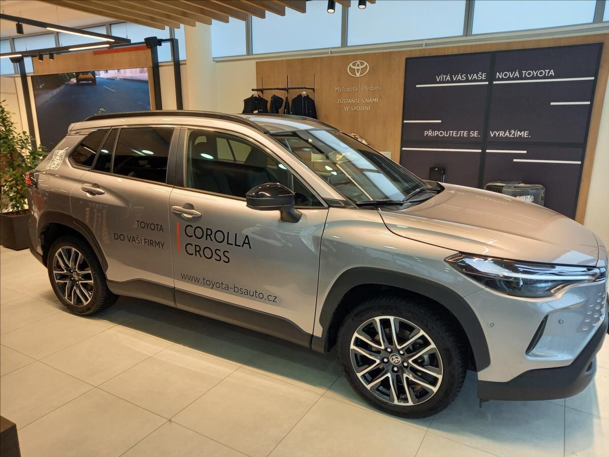 Toyota Corolla Cross SUV 2,0 l 131 kw